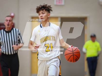 Thumbnail 2 in Farmington vs. Highland photogallery.