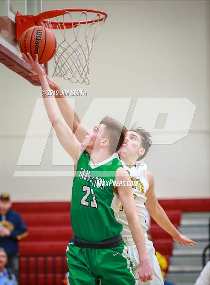 Thumbnail 3 in Farmington vs. Highland photogallery.