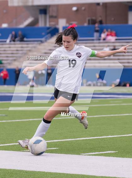 Thumbnail 1 in Southlake Carroll vs. Marcus (UIL 6A Regional Final) photogallery.