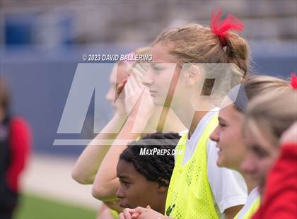Thumbnail 3 in Southlake Carroll vs. Marcus (UIL 6A Regional Final) photogallery.