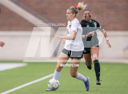Thumbnail 3 in Southlake Carroll vs. Marcus (UIL 6A Regional Final) photogallery.