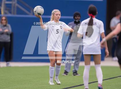 Thumbnail 3 in Southlake Carroll vs. Marcus (UIL 6A Regional Final) photogallery.
