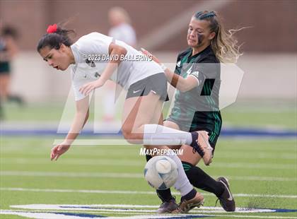Thumbnail 3 in Southlake Carroll vs. Marcus (UIL 6A Regional Final) photogallery.