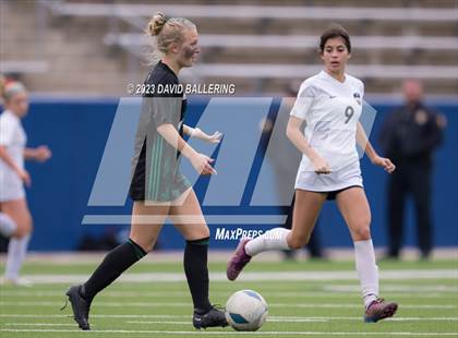 Thumbnail 1 in Southlake Carroll vs. Marcus (UIL 6A Regional Final) photogallery.