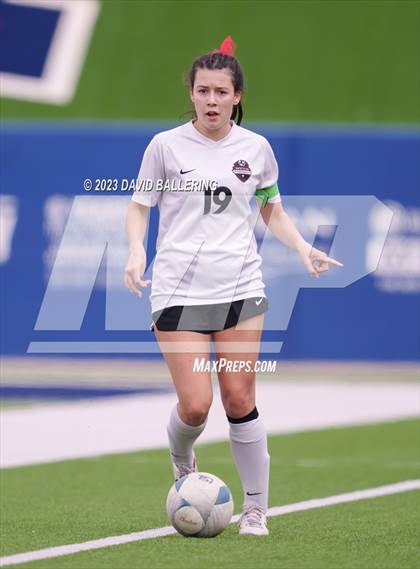 Thumbnail 1 in Southlake Carroll vs. Marcus (UIL 6A Regional Final) photogallery.