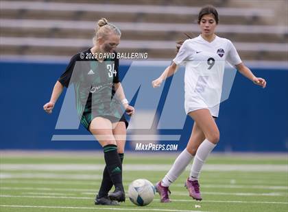 Thumbnail 1 in Southlake Carroll vs. Marcus (UIL 6A Regional Final) photogallery.