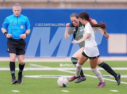 Thumbnail 1 in Southlake Carroll vs. Marcus (UIL 6A Regional Final) photogallery.