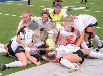 Thumbnail 3 in Southlake Carroll vs. Marcus (UIL 6A Regional Final) photogallery.