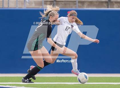 Thumbnail 3 in Southlake Carroll vs. Marcus (UIL 6A Regional Final) photogallery.