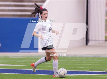 Thumbnail 3 in Southlake Carroll vs. Marcus (UIL 6A Regional Final) photogallery.