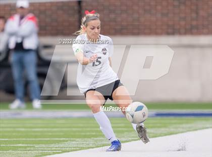 Thumbnail 3 in Southlake Carroll vs. Marcus (UIL 6A Regional Final) photogallery.