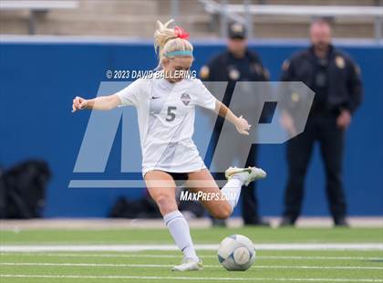 Thumbnail 2 in Southlake Carroll vs. Marcus (UIL 6A Regional Final) photogallery.
