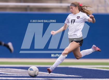 Thumbnail 1 in Southlake Carroll vs. Marcus (UIL 6A Regional Final) photogallery.