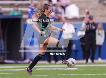 Thumbnail 3 in Southlake Carroll vs. Marcus (UIL 6A Regional Final) photogallery.