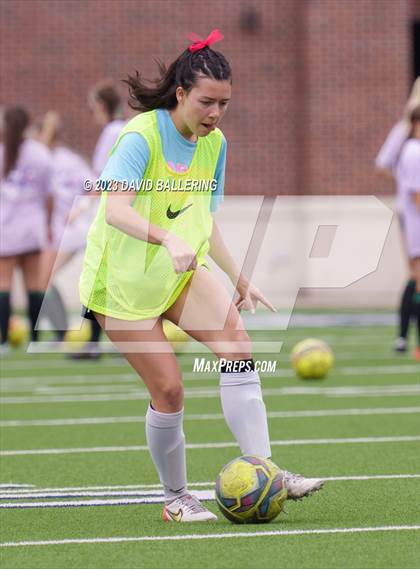 Thumbnail 3 in Southlake Carroll vs. Marcus (UIL 6A Regional Final) photogallery.
