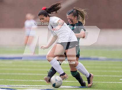 Thumbnail 1 in Southlake Carroll vs. Marcus (UIL 6A Regional Final) photogallery.