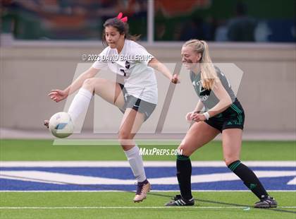 Thumbnail 1 in Southlake Carroll vs. Marcus (UIL 6A Regional Final) photogallery.