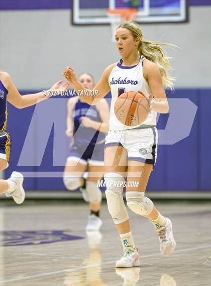 Thumbnail 1 in Farmersville vs Jacksboro (Tornado Tip Off) photogallery.