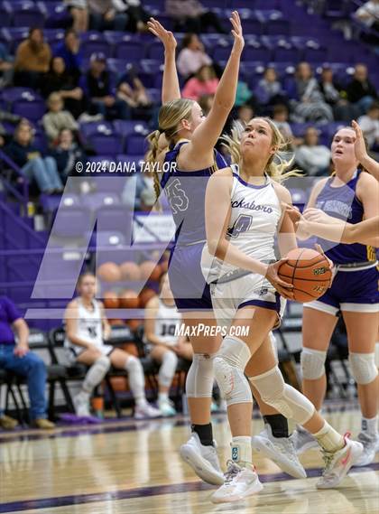 Thumbnail 2 in Farmersville vs Jacksboro (Tornado Tip Off) photogallery.