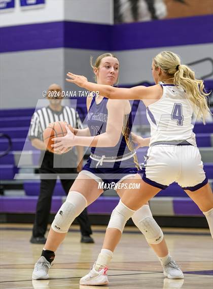 Thumbnail 3 in Farmersville vs Jacksboro (Tornado Tip Off) photogallery.