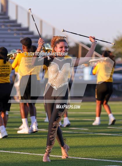 Thumbnail 3 in Fort Bend Marshall @ Skyline photogallery.