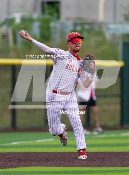 Thumbnail 3 in Carthage vs. China Spring (UIL 4A Regional Semifinal) photogallery.