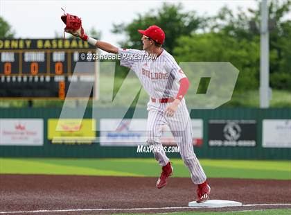 Thumbnail 2 in Carthage vs. China Spring (UIL 4A Regional Semifinal) photogallery.