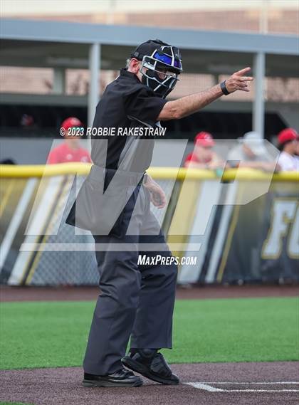 Thumbnail 2 in Carthage vs. China Spring (UIL 4A Regional Semifinal) photogallery.