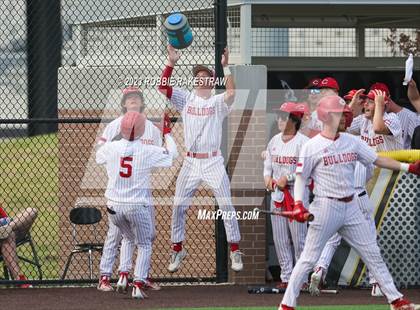 Thumbnail 3 in Carthage vs. China Spring (UIL 4A Regional Semifinal) photogallery.