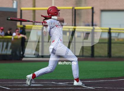 Thumbnail 2 in Carthage vs. China Spring (UIL 4A Regional Semifinal) photogallery.