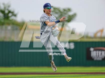 Thumbnail 3 in Carthage vs. China Spring (UIL 4A Regional Semifinal) photogallery.