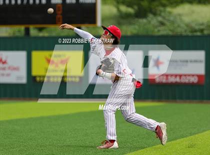Thumbnail 2 in Carthage vs. China Spring (UIL 4A Regional Semifinal) photogallery.