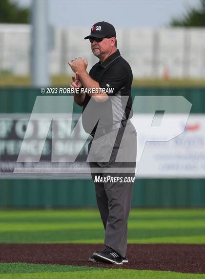 Thumbnail 3 in Carthage vs. China Spring (UIL 4A Regional Semifinal) photogallery.