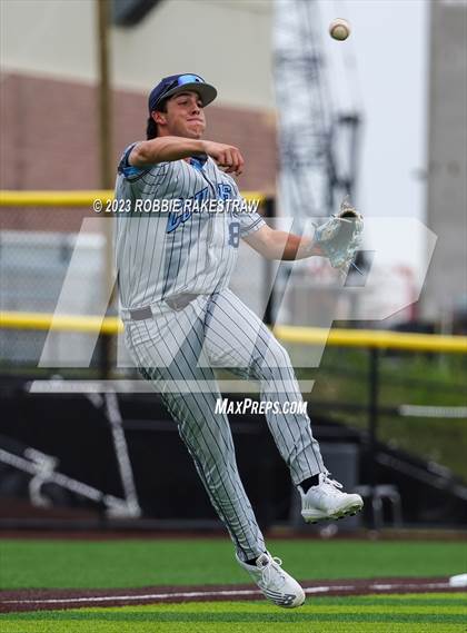 Thumbnail 3 in Carthage vs. China Spring (UIL 4A Regional Semifinal) photogallery.