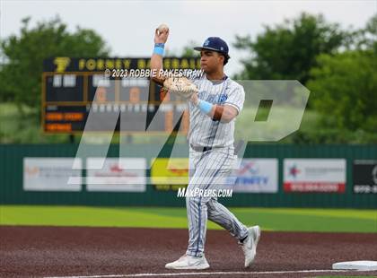 Thumbnail 1 in Carthage vs. China Spring (UIL 4A Regional Semifinal) photogallery.