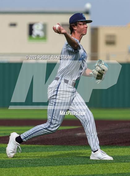 Thumbnail 1 in Carthage vs. China Spring (UIL 4A Regional Semifinal) photogallery.