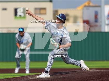 Thumbnail 1 in Carthage vs. China Spring (UIL 4A Regional Semifinal) photogallery.