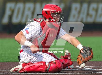 Thumbnail 3 in Carthage vs. China Spring (UIL 4A Regional Semifinal) photogallery.