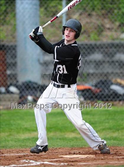 Thumbnail 2 in Xavier @ Hamden photogallery.