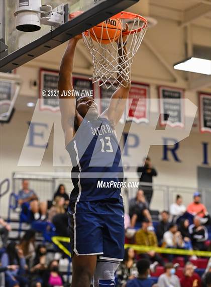 Thumbnail 1 in St. Augustine vs. Sierra Canyon (San Diego Tip Off Challenge) photogallery.