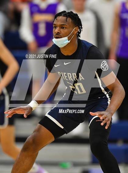 Thumbnail 3 in St. Augustine vs. Sierra Canyon (San Diego Tip Off Challenge) photogallery.