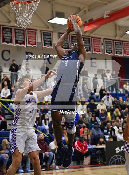 Thumbnail 3 in St. Augustine vs. Sierra Canyon (San Diego Tip Off Challenge) photogallery.
