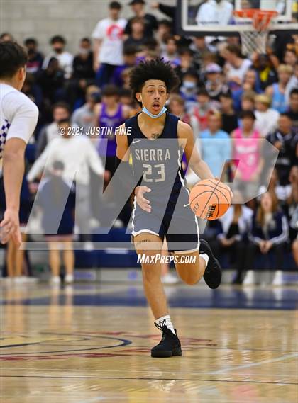 Thumbnail 2 in St. Augustine vs. Sierra Canyon (San Diego Tip Off Challenge) photogallery.