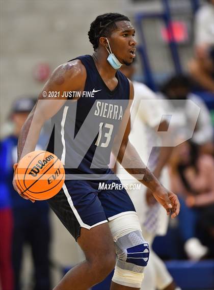 Thumbnail 1 in St. Augustine vs. Sierra Canyon (San Diego Tip Off Challenge) photogallery.