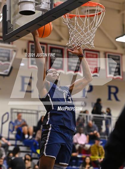 Thumbnail 1 in St. Augustine vs. Sierra Canyon (San Diego Tip Off Challenge) photogallery.