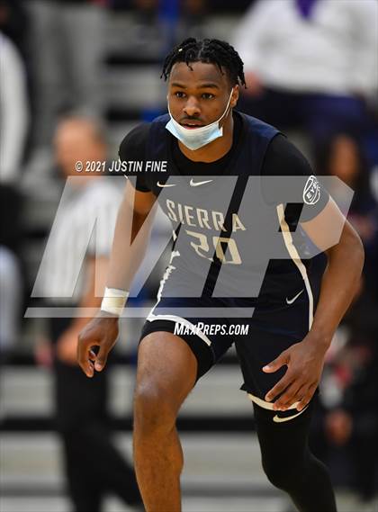 Thumbnail 1 in St. Augustine vs. Sierra Canyon (San Diego Tip Off Challenge) photogallery.