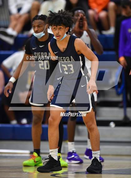 Thumbnail 2 in St. Augustine vs. Sierra Canyon (San Diego Tip Off Challenge) photogallery.