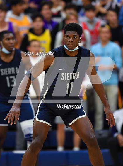 Thumbnail 3 in St. Augustine vs. Sierra Canyon (San Diego Tip Off Challenge) photogallery.
