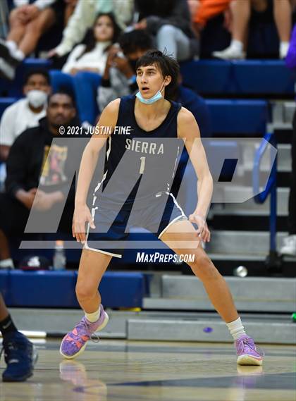 Thumbnail 3 in St. Augustine vs. Sierra Canyon (San Diego Tip Off Challenge) photogallery.