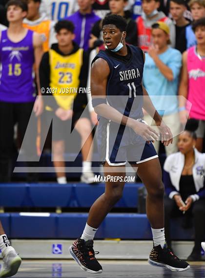 Thumbnail 2 in St. Augustine vs. Sierra Canyon (San Diego Tip Off Challenge) photogallery.